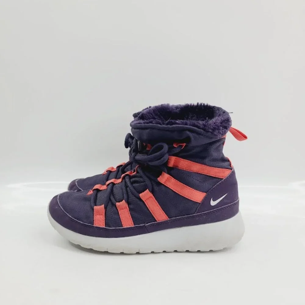 Nike Girl's‎ Purple Pink Roshe One-High 807758-501 Ankle Snow Boot Size 3.5